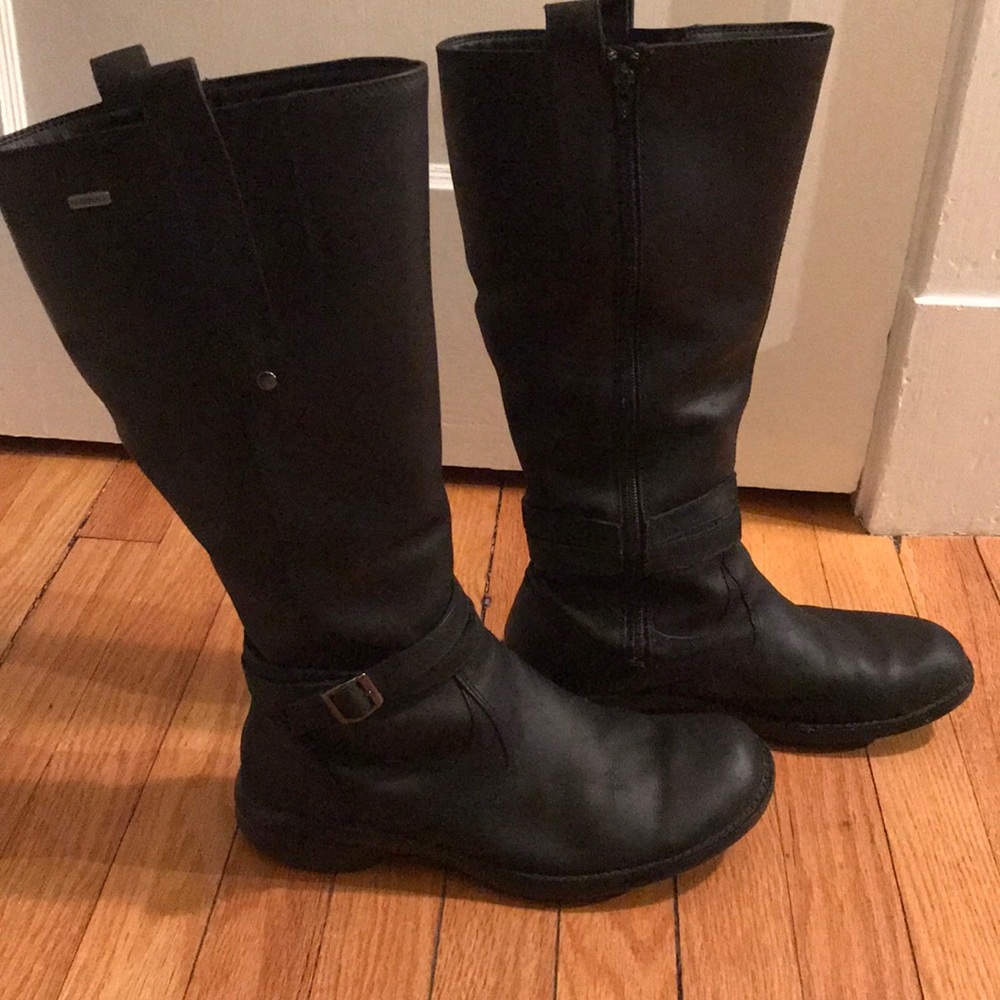Merrell black leather full zip boots
